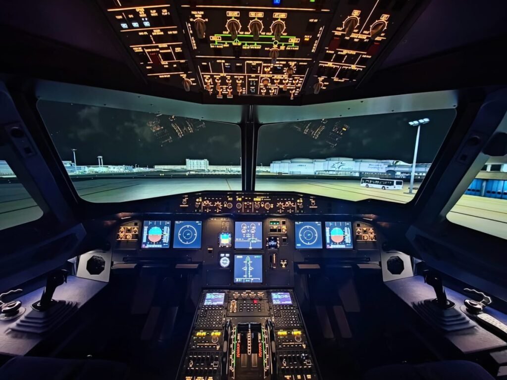 Full Flight Sim KNT6 FFS